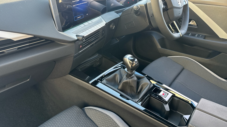 Vauxhall Astra 1.2 Turbo 130 Griffin 5dr Petrol Hatchback